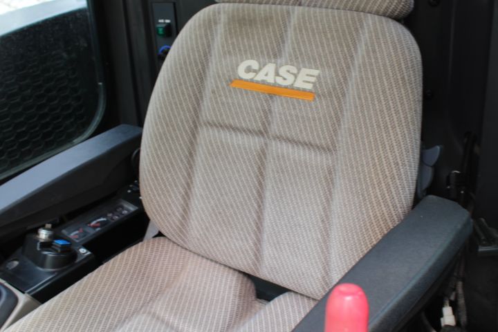 381650-34 CASE CX50B