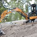 381650-1 CASE CX50B