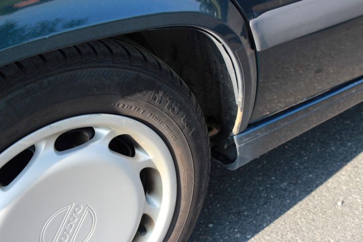 381651--39 Volvo 855 2.5 GLT, Automat, taklucka, helläder, 170hk. -94