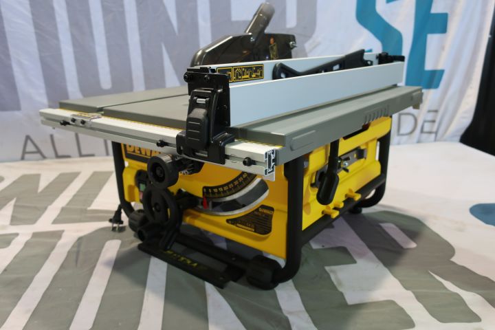 381991-1 TABLE SAW DW745-QS 250MM