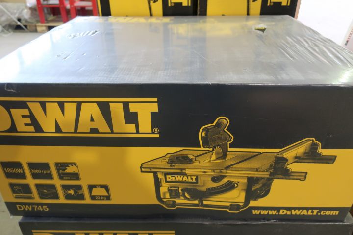 381991-9 TABLE SAW DW745-QS 250MM
