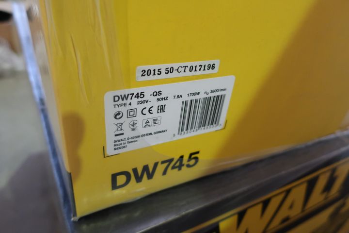 381991-10 TABLE SAW DW745-QS 250MM