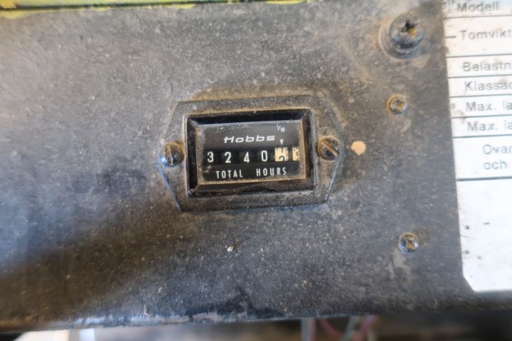 351660-2 Forklift NYK
