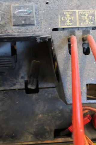 351660-3 Forklift NYK