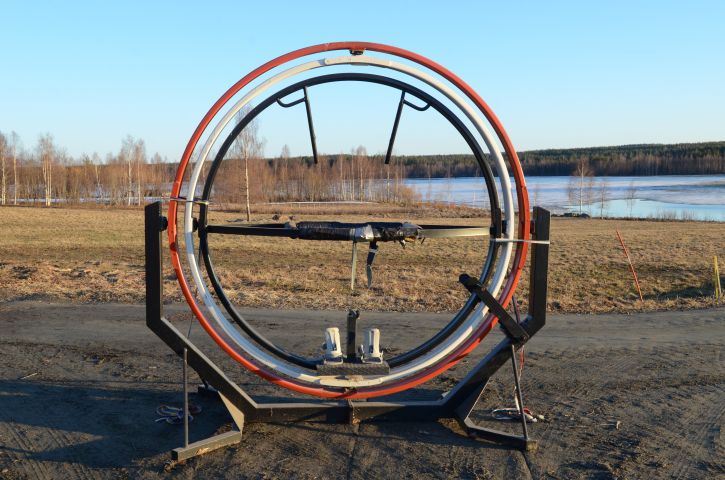 355148--5 Åkattraktion Space ball