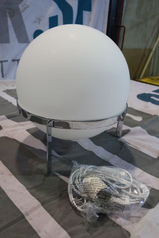 311342-2 Bords/golvlampa "Globus" från Aneta (Ny!)