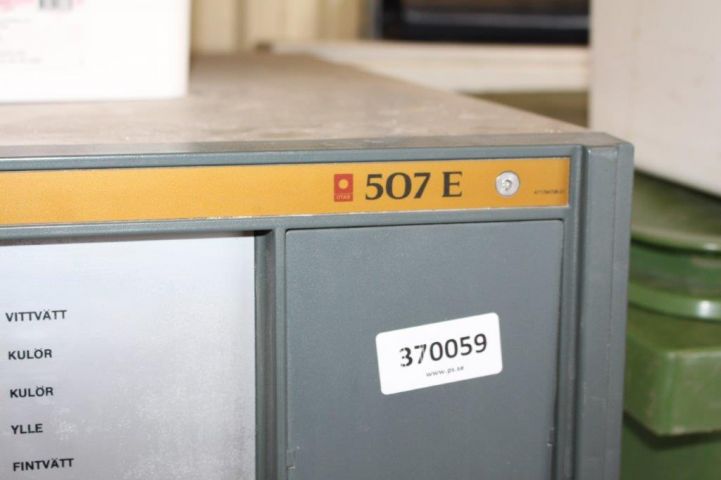 370059-5 Industri tvättmaskin från Osby - Electronic