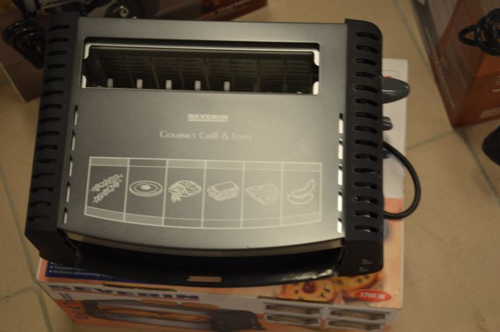 381884-1 Grill och toastmaskin Severin