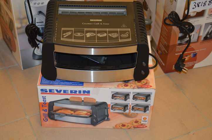 381884-2 Grill och toastmaskin Severin