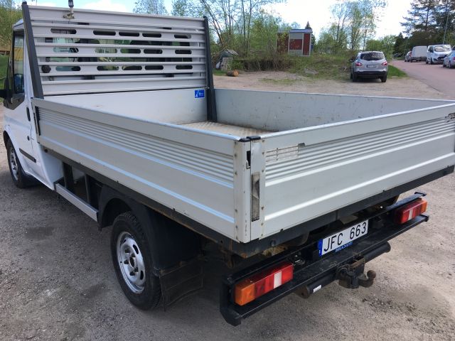 383979--6 Ford Transit 2012