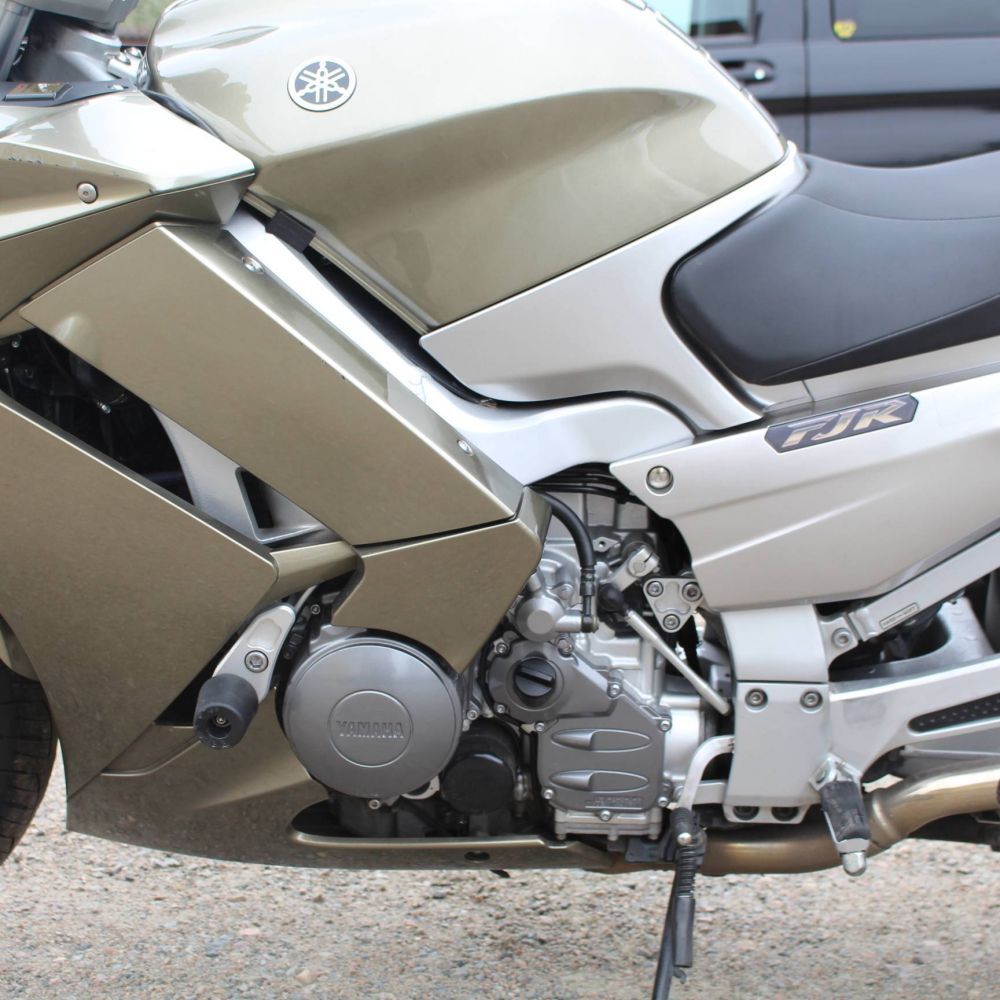 YAMAHA FJR1300 '06年〜RP13用Cee Bailey's製 FJR1300('13) - バイク