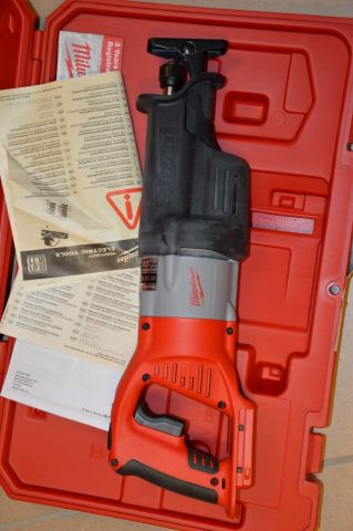 381902-2 Milwaukee Tigersåg V28 SX