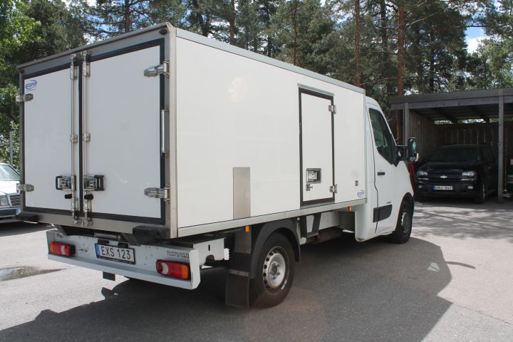 384521-9 Renault Master Fridge / Freezer