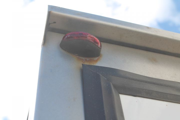 384521-21 Renault Master Fridge / Freezer