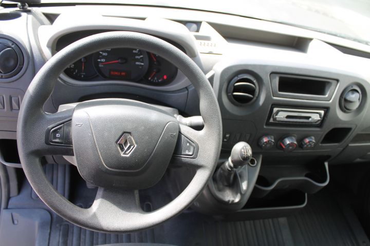 384521-24 Renault Master Fridge / Freezer