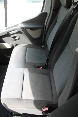 384521-25 Renault Master Fridge / Freezer