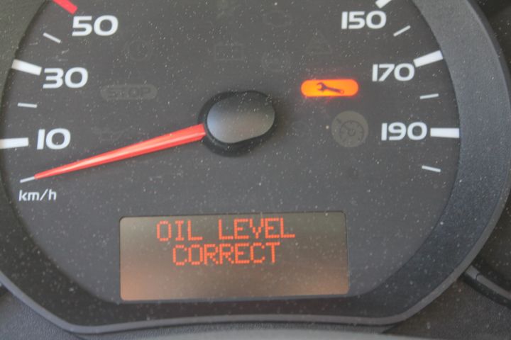 384521-30 Renault Master Fridge / Freezer