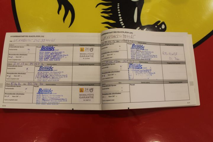 384521-47 Renault Master Fridge / Freezer