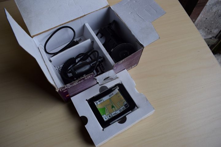 385002-2 GPS Packard Bell Compasseo 420