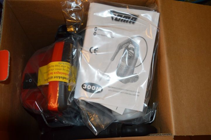 382110-1 Högtrycktvätt Foma 300 M