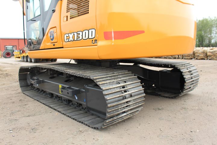 381649-9 CASE CX130D