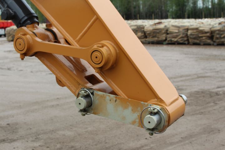 381649-60 CASE CX130D