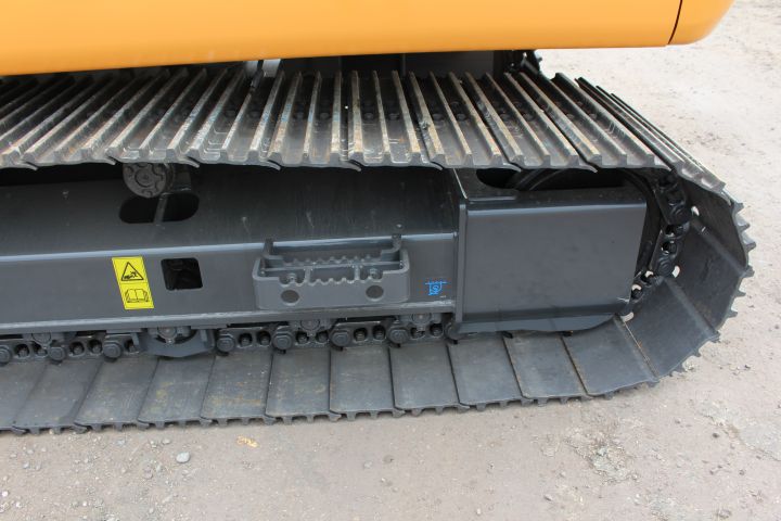 381649-63 CASE CX130D