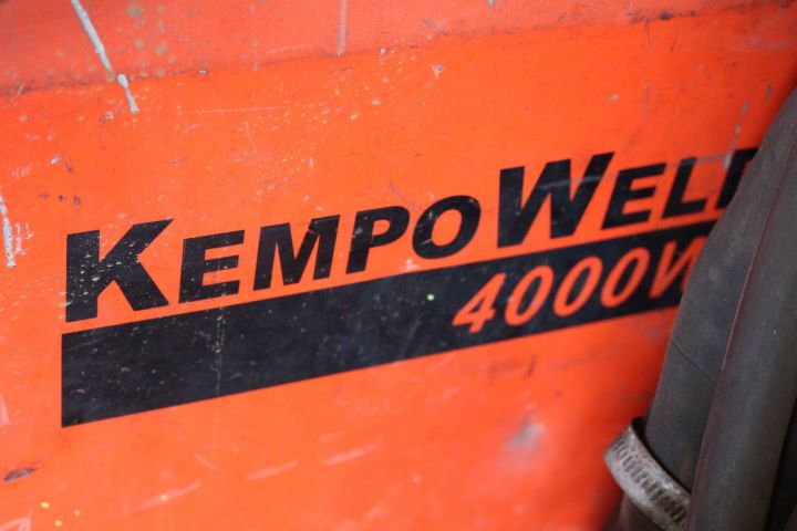 371870-4 MIG-svets Kemppi Kempoweld 4000 med matarverk