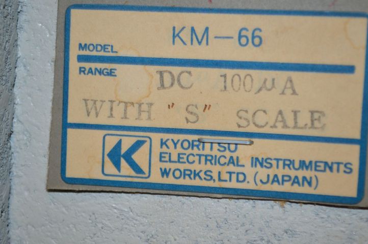 385248-6 Test bench for speakers. used.