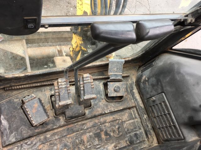 356653-18 Komatsu PC20 MR 2006