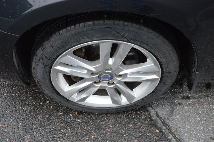 385754-13 VOLVO F + V60 Summum -12