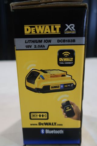 311472-6 BATTERY DCB141-XJ  and