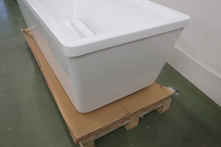 385977-5 Badkar Westerbergs Deep SQ 1800