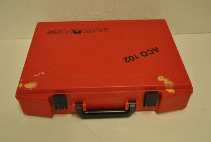 349072-4 Novopress ACO102