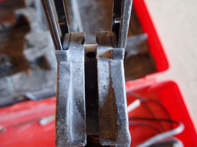 355319-8 HILTI Gipspistol