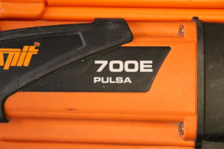 380632-3 Gasdriven spikpistol Spit Pulsa 700E