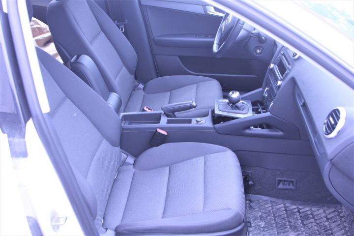 387981-30 Audi A3 TDI Sportsback, krockad, rep.pobjekt . 2013.