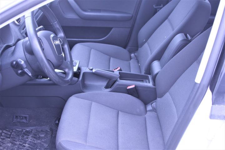 387981-33 Audi A3 TDI Sportsback, krockad, rep.pobjekt . 2013.