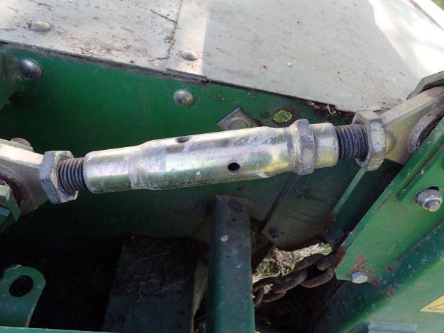 355396-27 Mower cross JOHN DEERE 1365