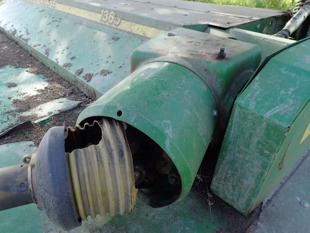 355396-29 Mower cross JOHN DEERE 1365