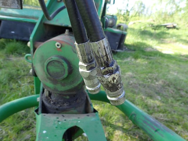 355396-33 Mower cross JOHN DEERE 1365