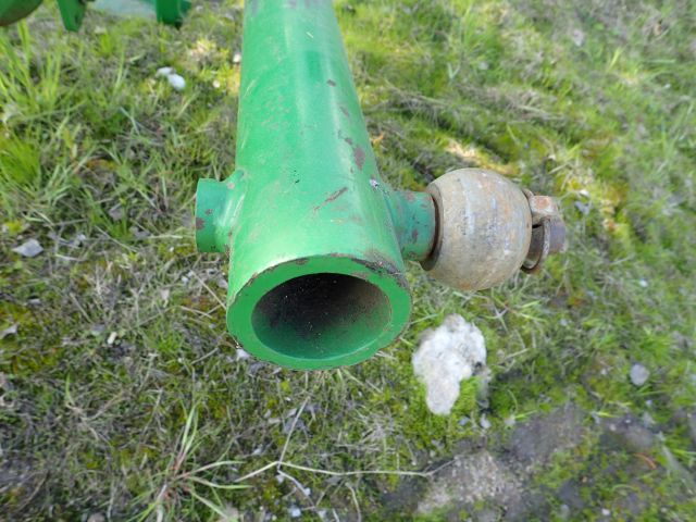 355396-37 Mower cross JOHN DEERE 1365