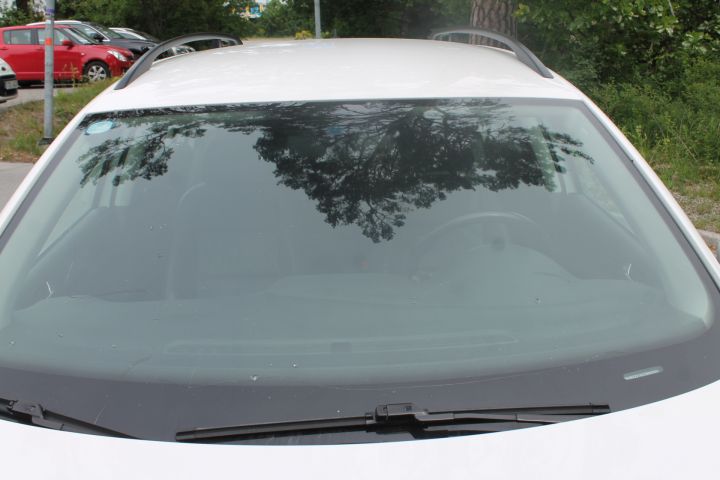 388085-10 Vw Golf Combi Aut -12