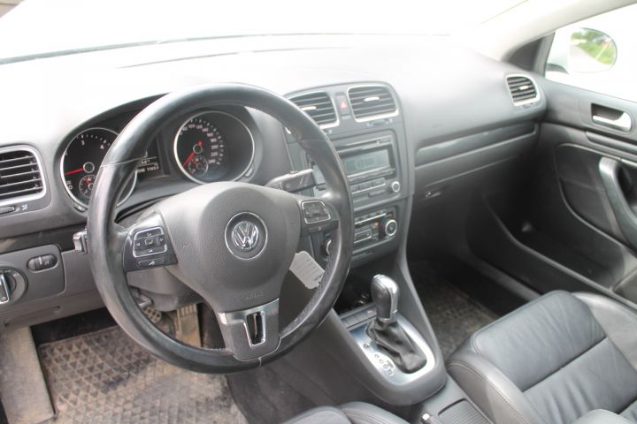 388085-22 Vw Golf Combi Aut -12
