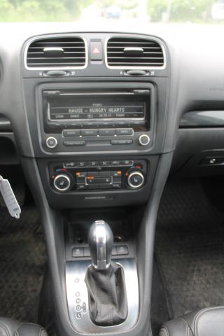 388085-25 Vw Golf Combi Aut -12