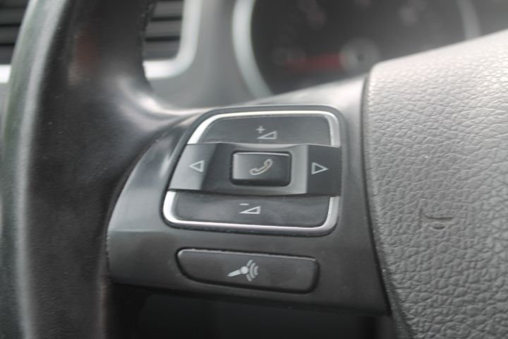 388085-28 Vw Golf Combi Aut -12