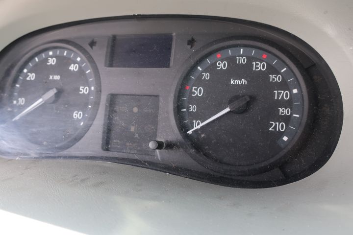 386116-19 Trafic 2.0 dCi Skåp, dragkrok,  verkstadsinredning, 114hk. -10