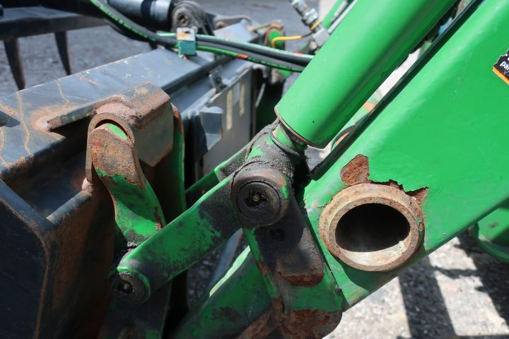 388133-14 JOHN DEERE 3720