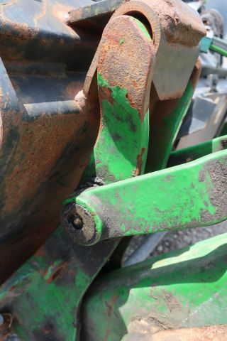 388133-15 JOHN DEERE 3720