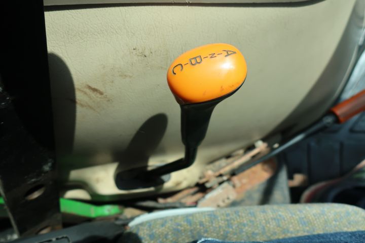 388133-23 JOHN DEERE 3720